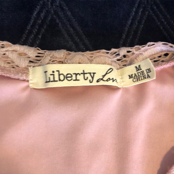 Size Medium Pink Dress - Picture 2 of 8